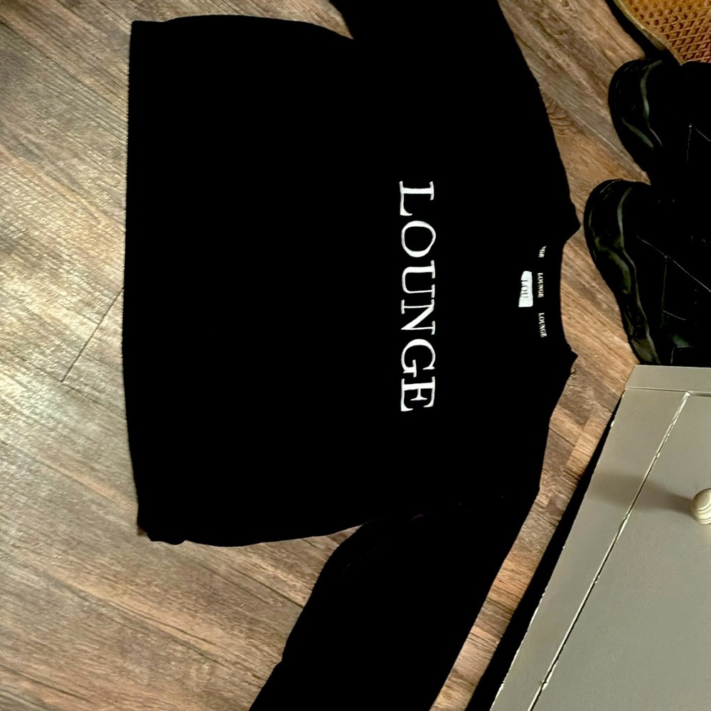 Lounge crop pull over sweater